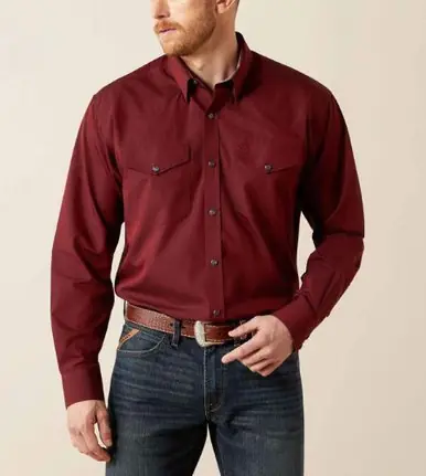 Ariat® Men's L/S Burgundy WF Pinpoint Oxford Classic Fit Snap Shirt - Mens