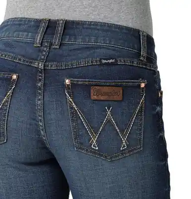 Wrangler Retro® Ladies' Dark Blue Mae MR Jeans