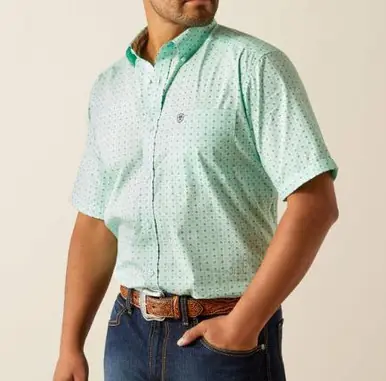 Ariat® Men's S/S Aqua Print WF Ellis Classic Fit Button Shirt - Mens
