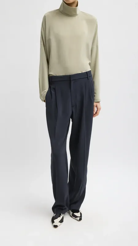 Tibi Relaxed Suiting Derrick Trouser in Navy