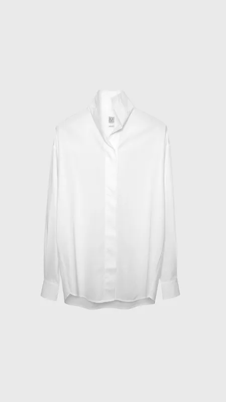 Toteme Sharp Poplin Shirt in White