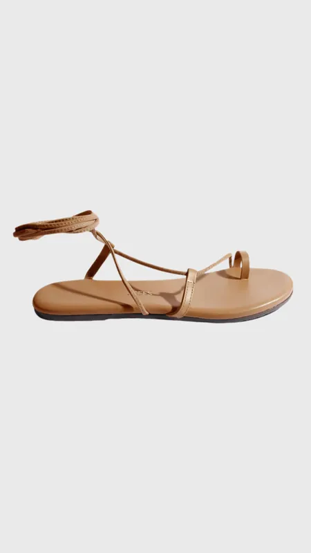 Tkees Jo Leather Sandals in Hazelton