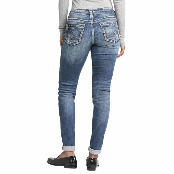 Silver Jeans CO. Women's Mid Rise Girlfriend Jean - Matt Klabonski