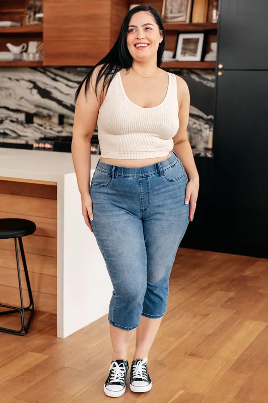 Emily High Rise Cool Denim Pull On Capri Jeans - Judy Blue