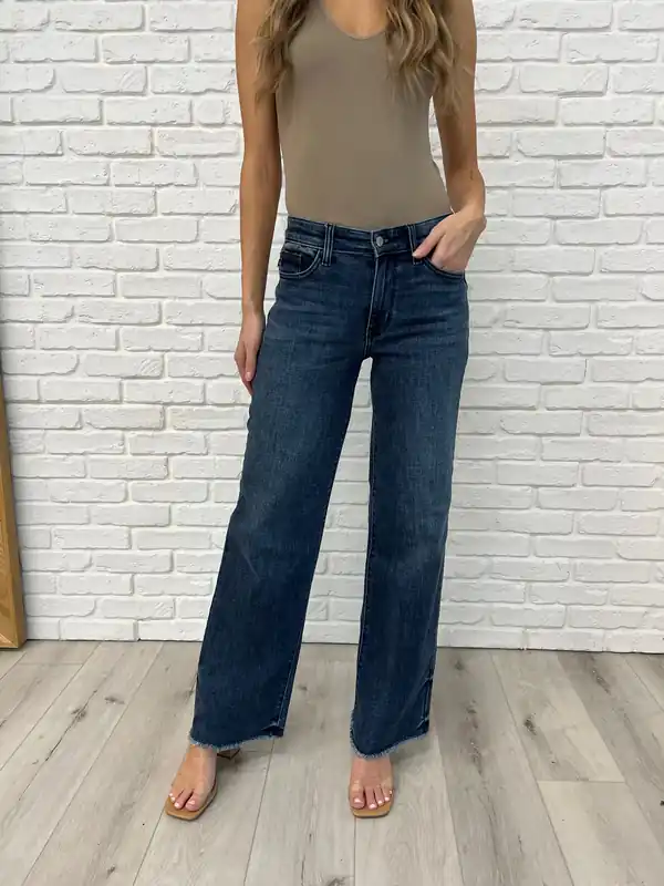 Addie Mid Rise Vintage Wash Wide Leg Jeans - Judy Blue