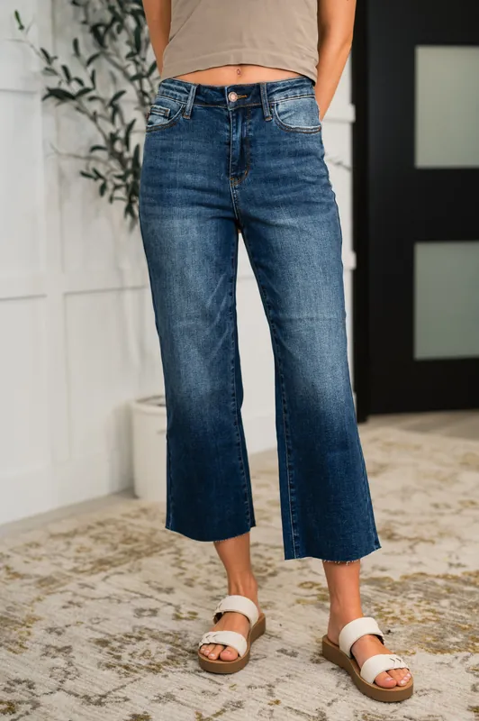 Maisie High Waist Back Pocket Embroidery Crop Wide - Judy Blue