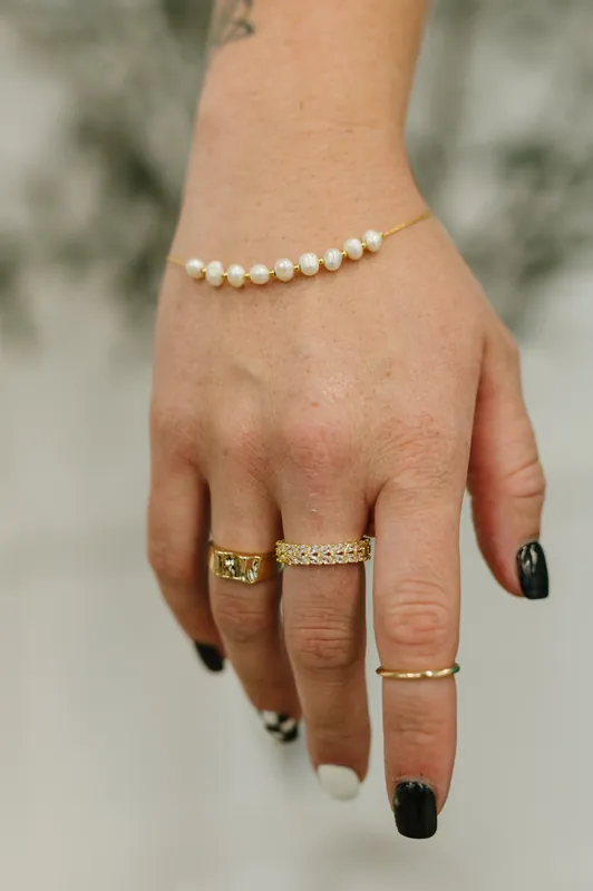 Pretty in Pearls Bracelet - The Dapper Squirrel