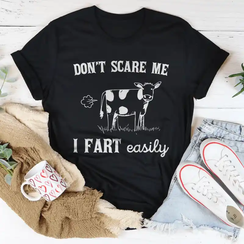 Don't Scare Me I Fart Easily Tee - Peachy Sunday