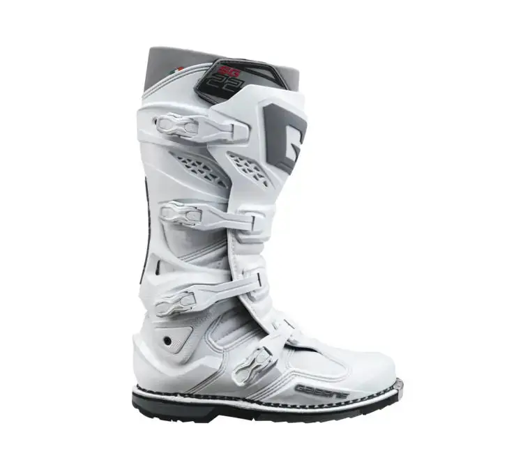 Gaerne SG22 Boots - LiveTheGnar