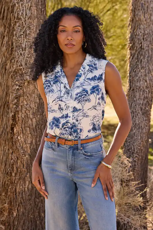 Gabrielle Sleeveless Blouse - Le Parc de Treville
