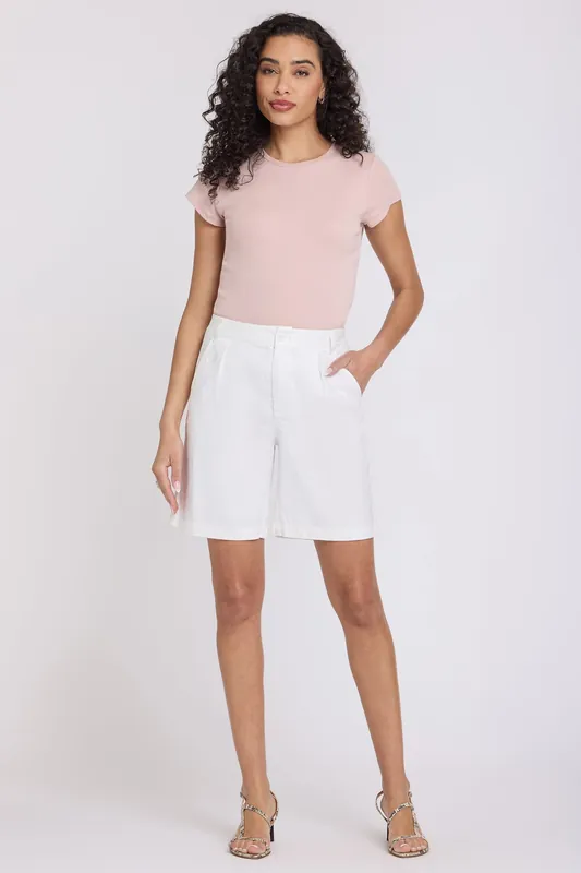 Relaxed Shorts In Petite - Optic White